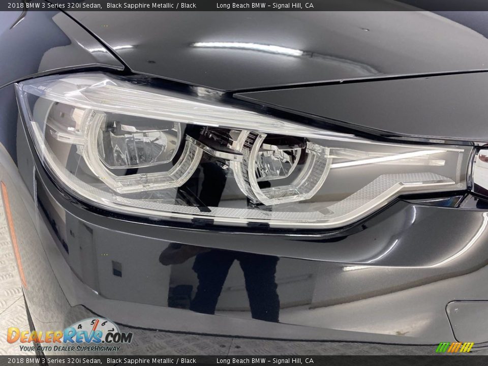 2018 BMW 3 Series 320i Sedan Black Sapphire Metallic / Black Photo #7
