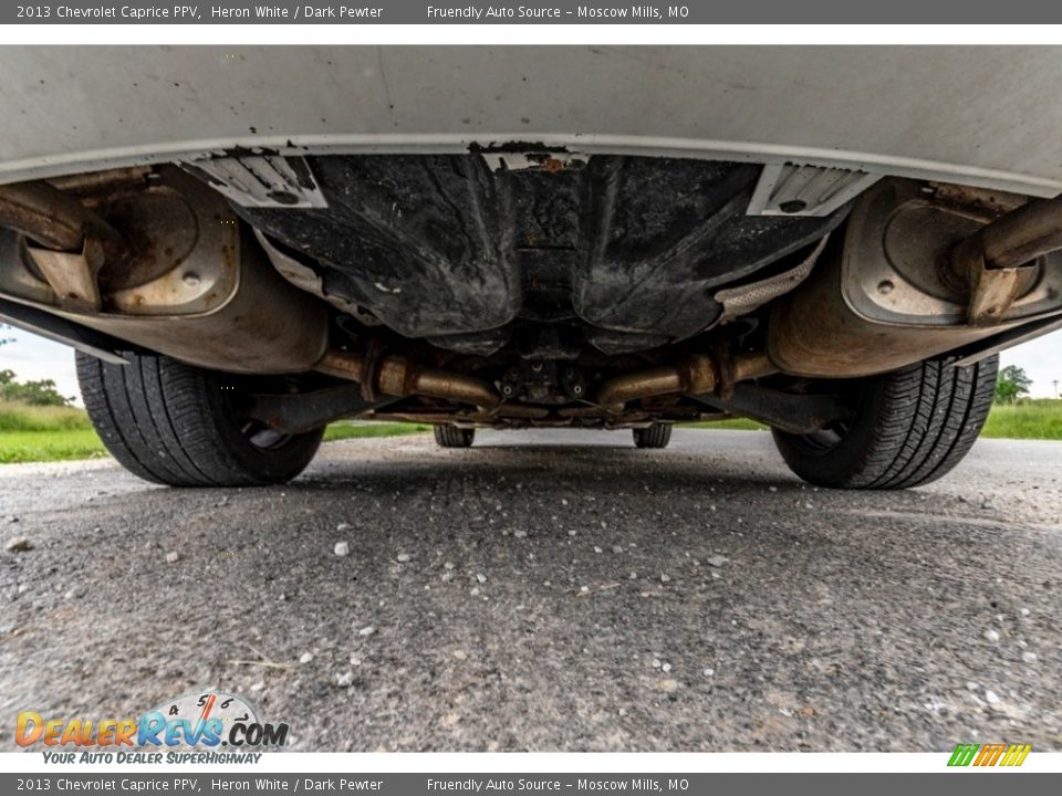 2013 Chevrolet Caprice PPV Heron White / Dark Pewter Photo #13