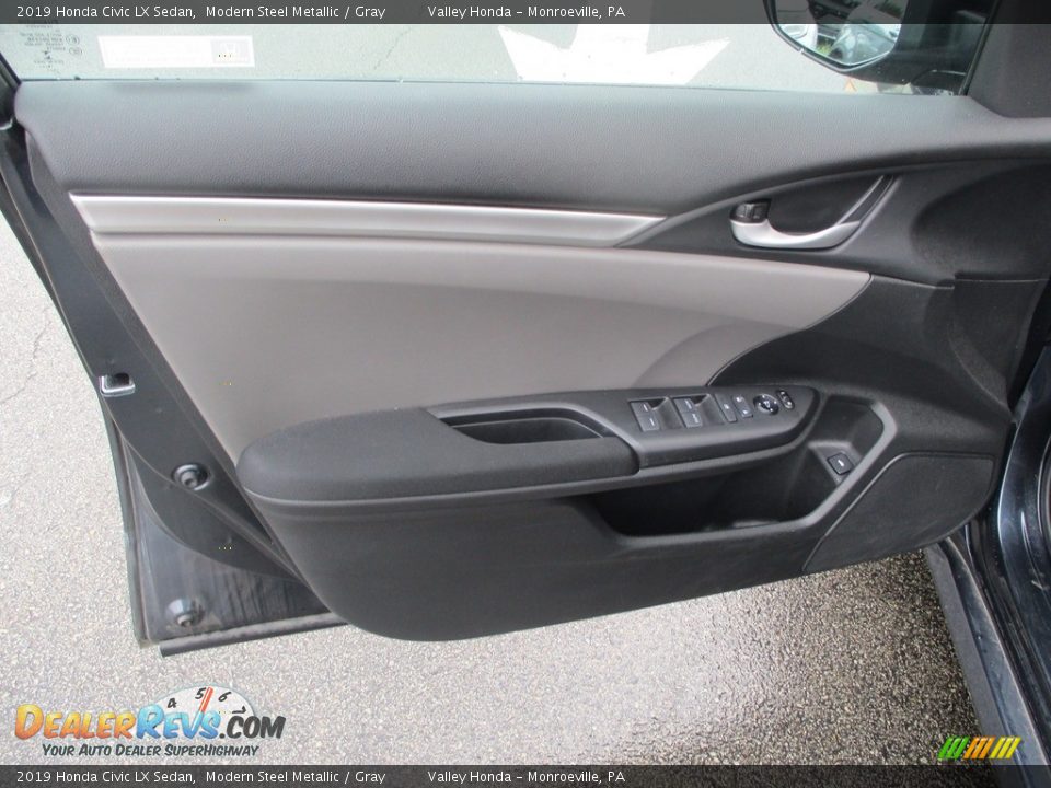 2019 Honda Civic LX Sedan Modern Steel Metallic / Gray Photo #10