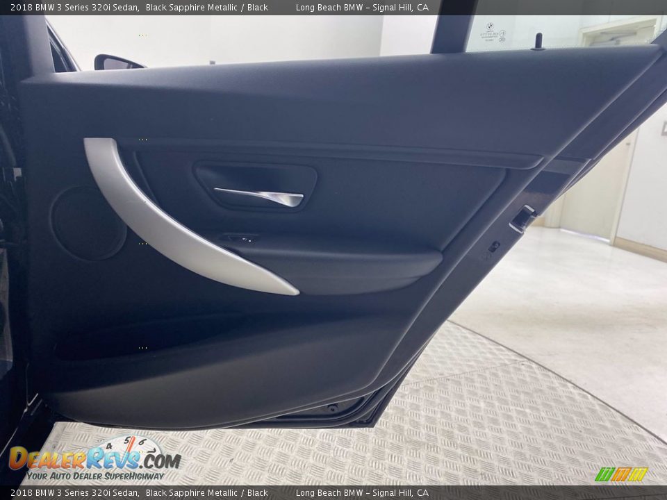 2018 BMW 3 Series 320i Sedan Black Sapphire Metallic / Black Photo #34