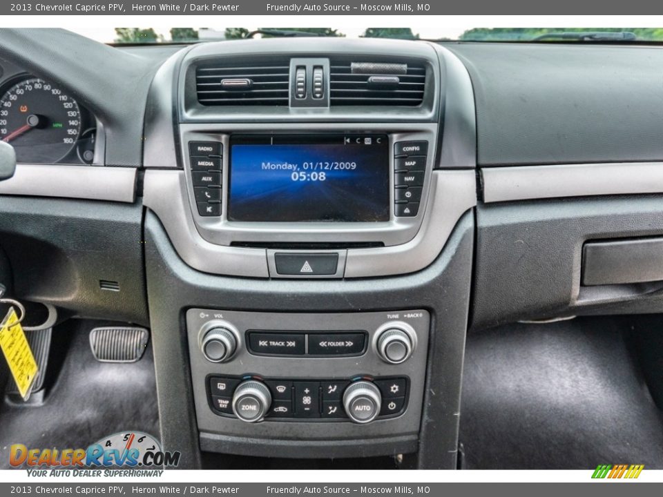 2013 Chevrolet Caprice PPV Heron White / Dark Pewter Photo #30