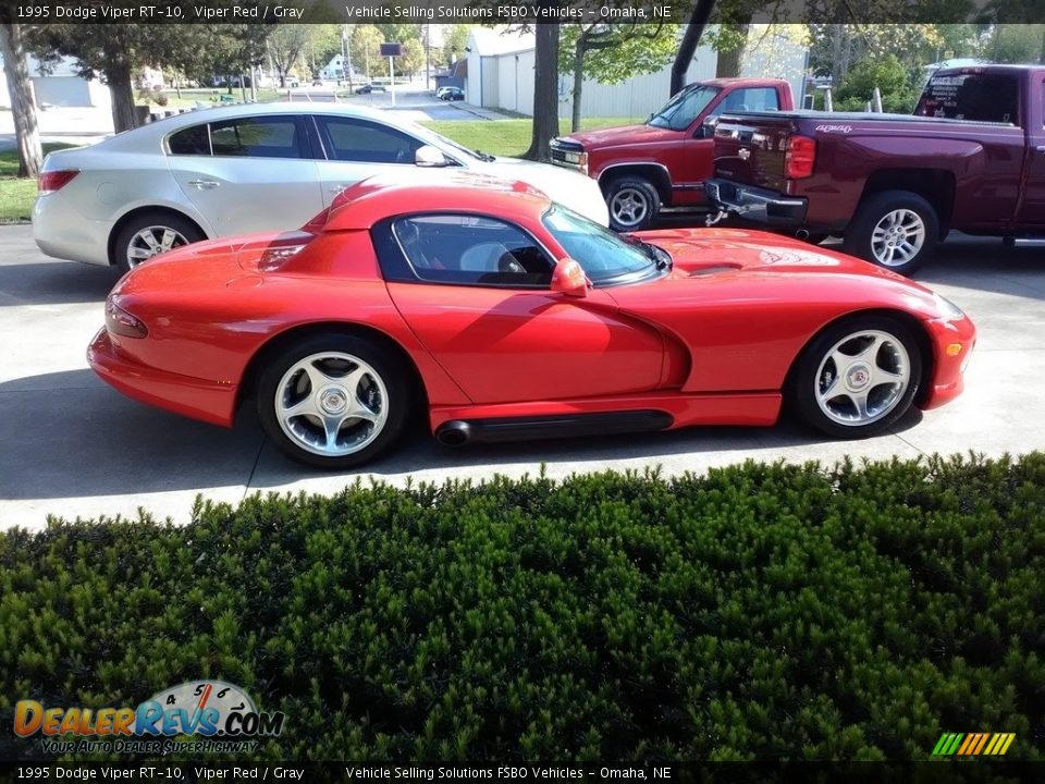 1995 Dodge Viper RT-10 Viper Red / Gray Photo #2