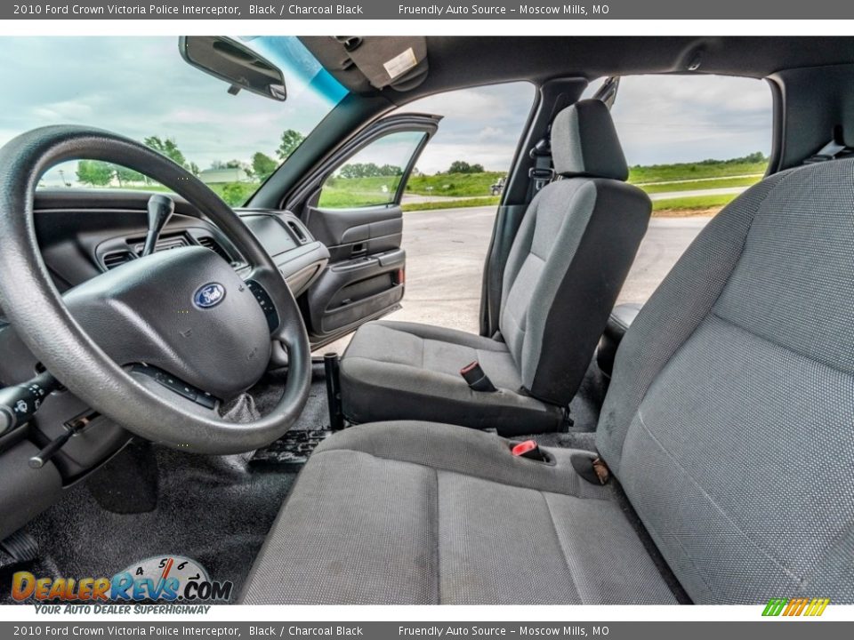 2010 Ford Crown Victoria Police Interceptor Black / Charcoal Black Photo #17