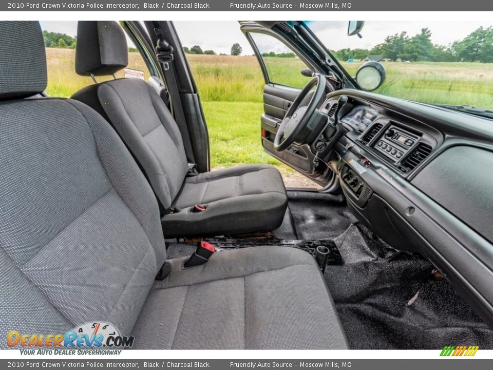 2010 Ford Crown Victoria Police Interceptor Black / Charcoal Black Photo #27