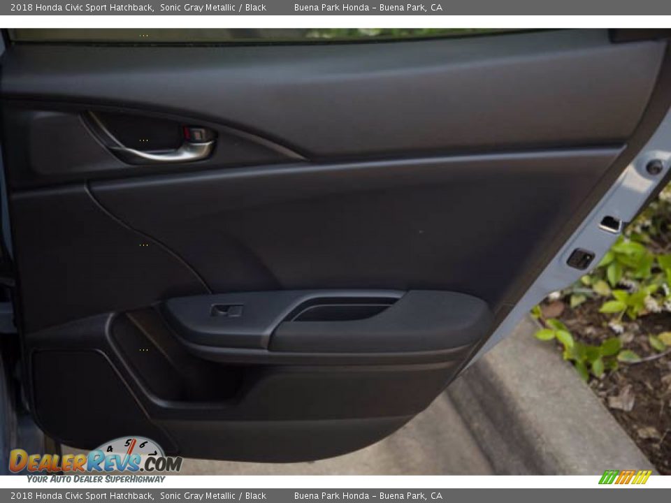 2018 Honda Civic Sport Hatchback Sonic Gray Metallic / Black Photo #30