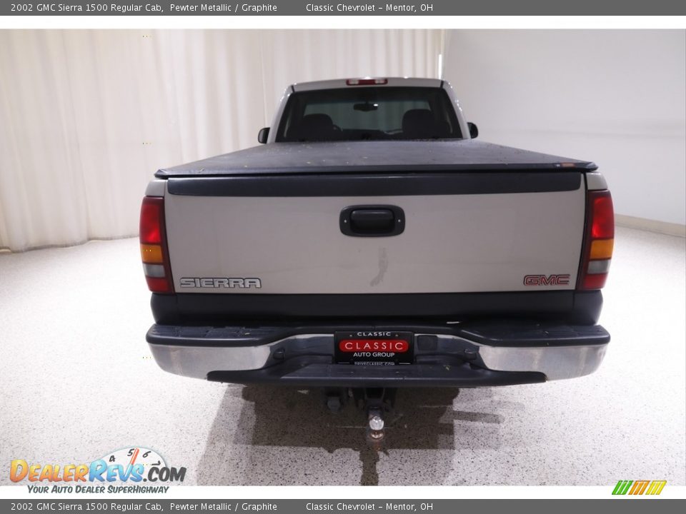 2002 GMC Sierra 1500 Regular Cab Pewter Metallic / Graphite Photo #12