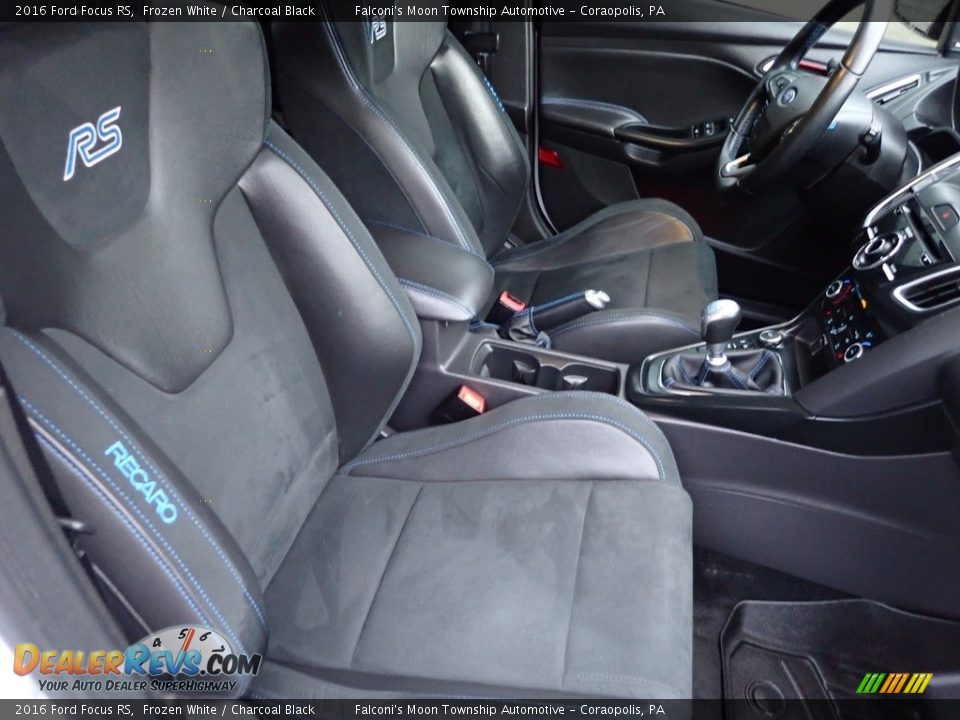 Front Seat of 2016 Ford Focus RS Photo #11