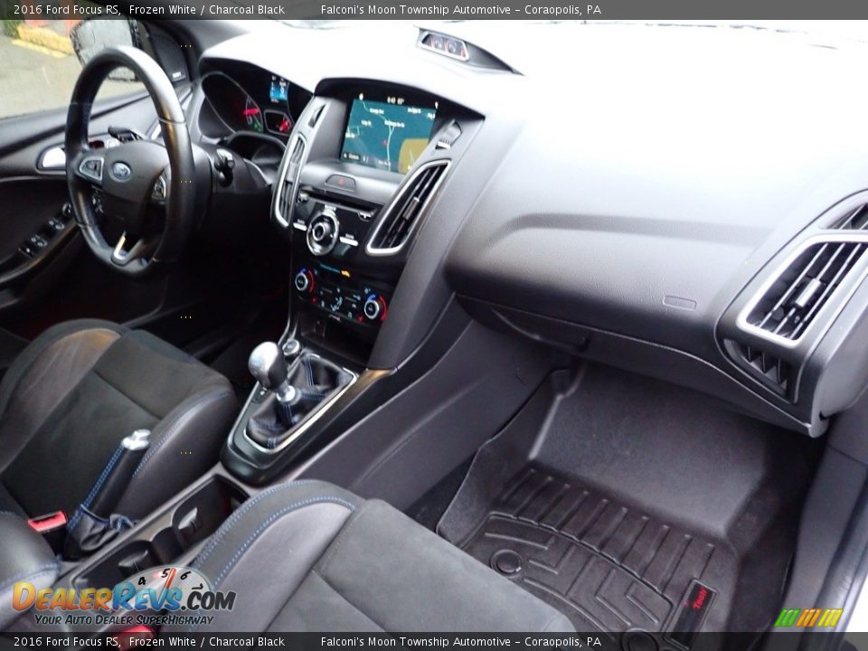 Dashboard of 2016 Ford Focus RS Photo #12