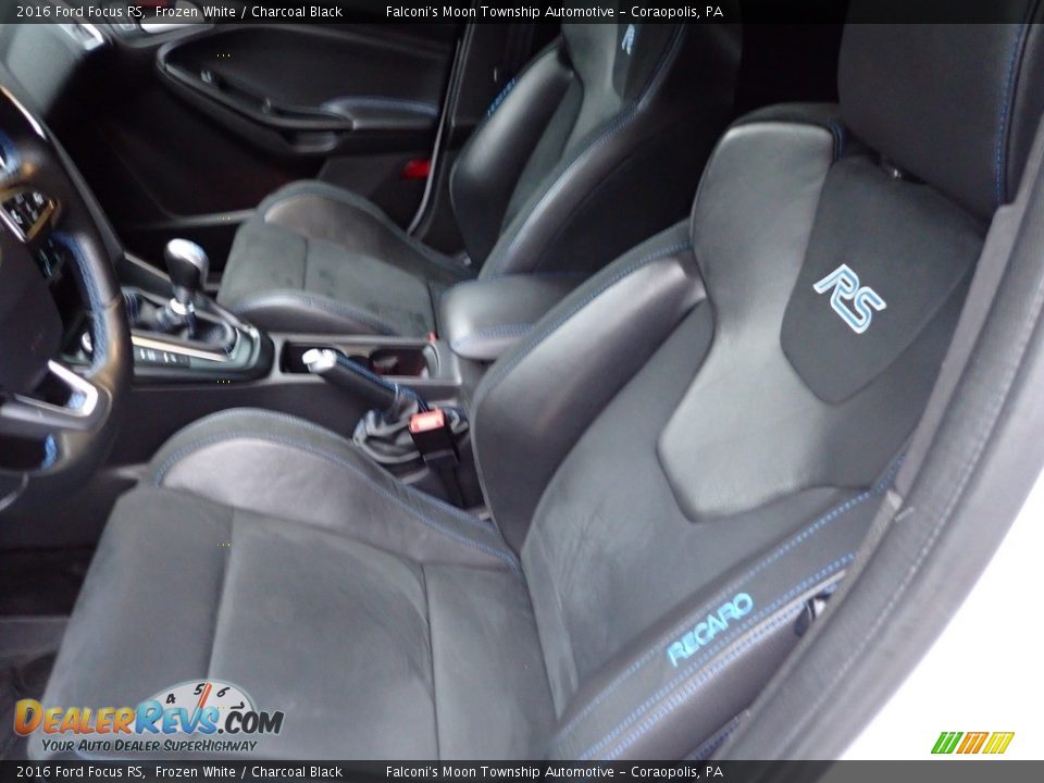 Front Seat of 2016 Ford Focus RS Photo #16