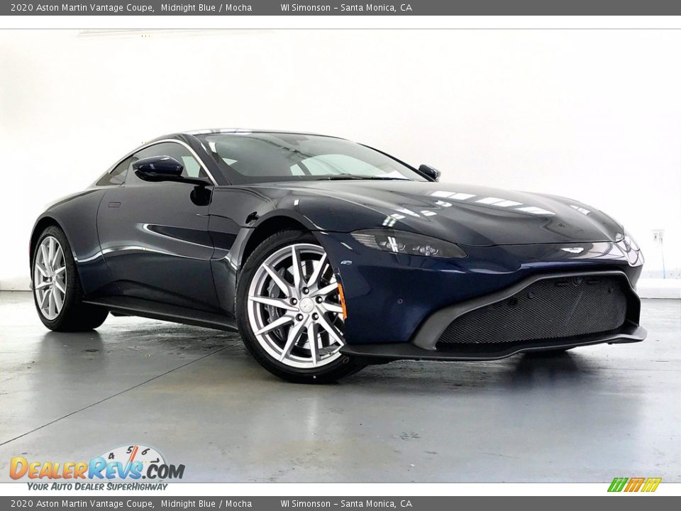 Front 3/4 View of 2020 Aston Martin Vantage Coupe Photo #29