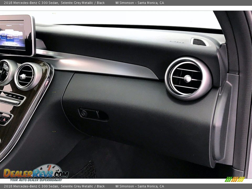 2018 Mercedes-Benz C 300 Sedan Selenite Grey Metallic / Black Photo #16