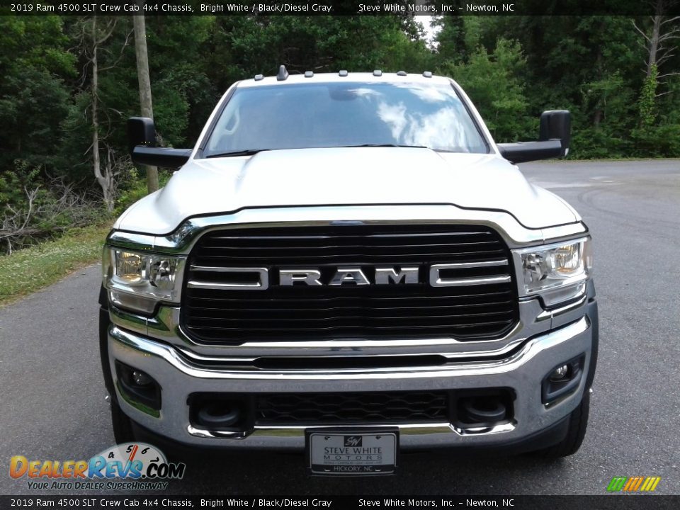 2019 Ram 4500 SLT Crew Cab 4x4 Chassis Bright White / Black/Diesel Gray Photo #3