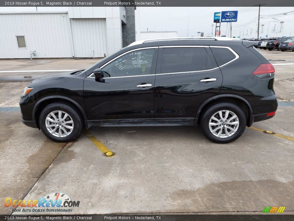 Magnetic Black 2019 Nissan Rogue S Photo #7