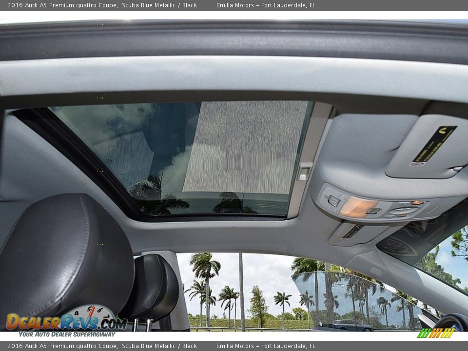 Sunroof of 2016 Audi A5 Premium quattro Coupe Photo #36