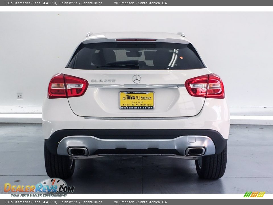 2019 Mercedes-Benz GLA 250 Polar White / Sahara Beige Photo #3