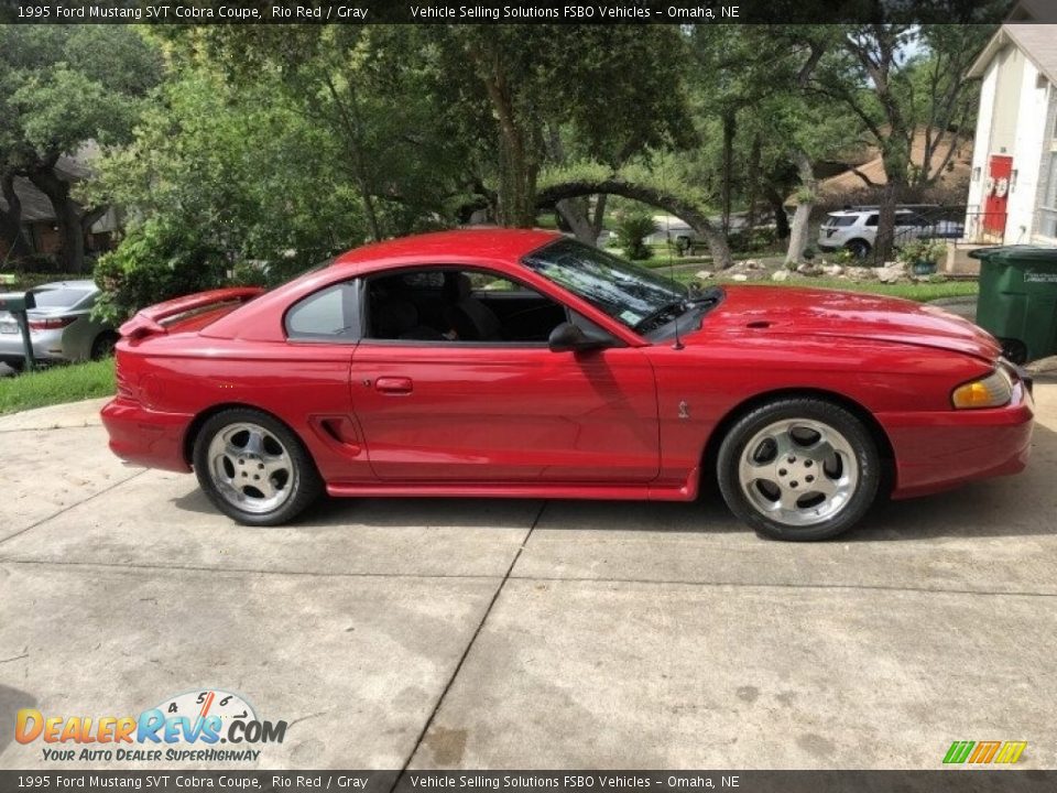 1995 Ford Mustang SVT Cobra Coupe Rio Red / Gray Photo #7