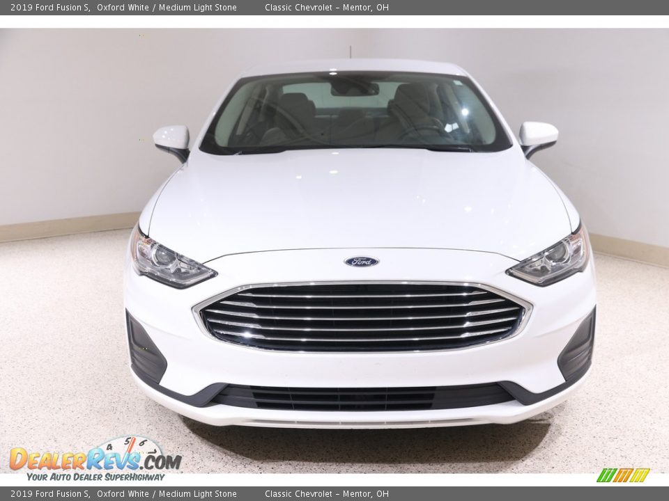 2019 Ford Fusion S Oxford White / Medium Light Stone Photo #2