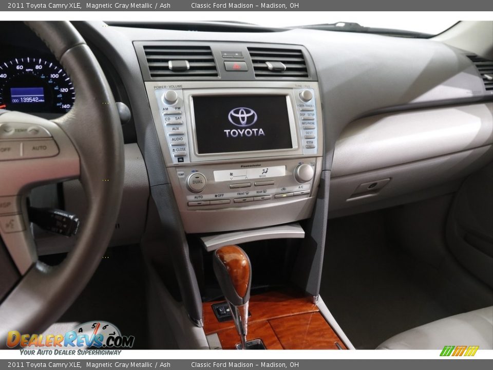 2011 Toyota Camry XLE Magnetic Gray Metallic / Ash Photo #9