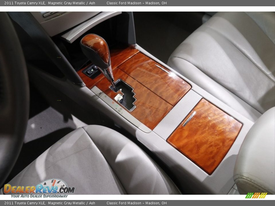 2011 Toyota Camry XLE Magnetic Gray Metallic / Ash Photo #13