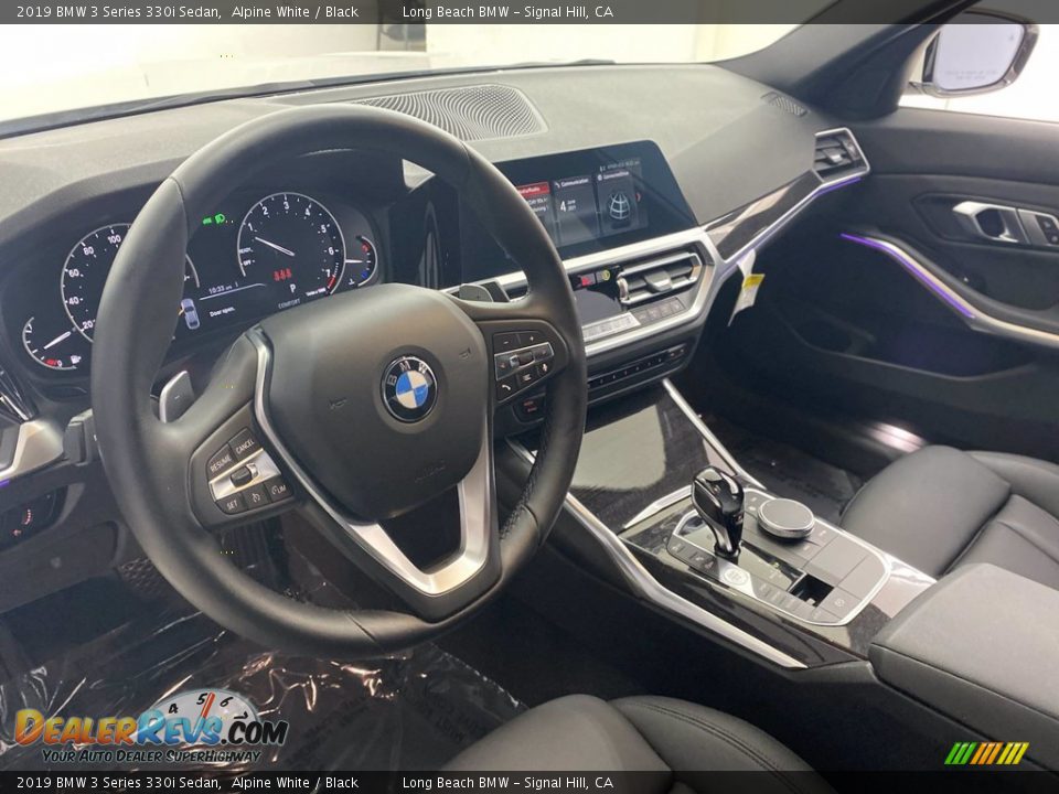 2019 BMW 3 Series 330i Sedan Alpine White / Black Photo #16