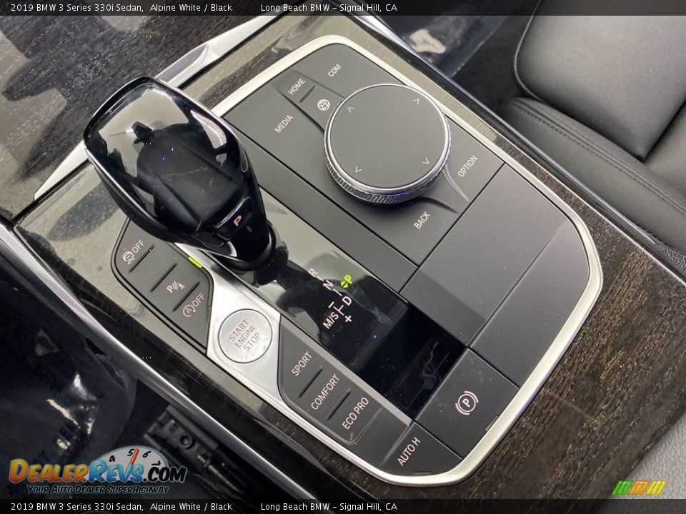 2019 BMW 3 Series 330i Sedan Alpine White / Black Photo #27