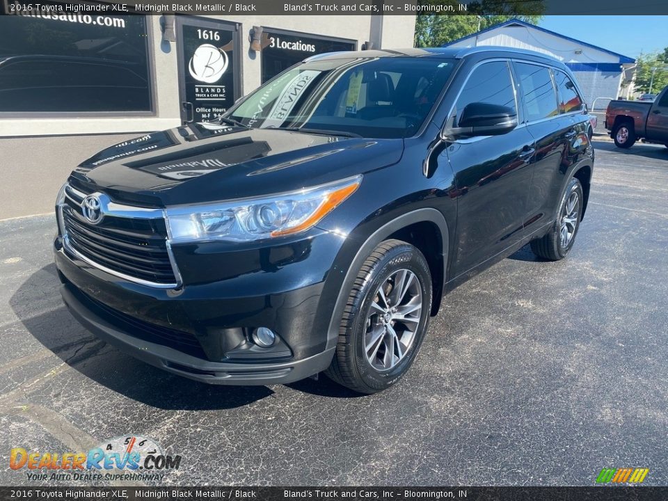 2016 Toyota Highlander XLE Midnight Black Metallic / Black Photo #2