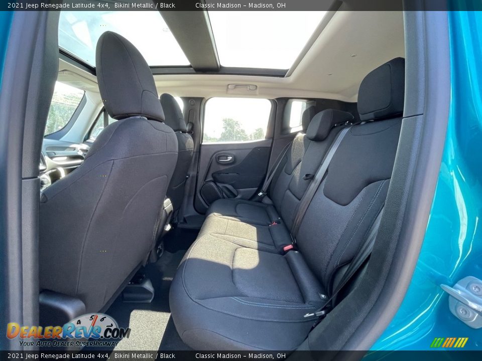2021 Jeep Renegade Latitude 4x4 Bikini Metallic / Black Photo #3