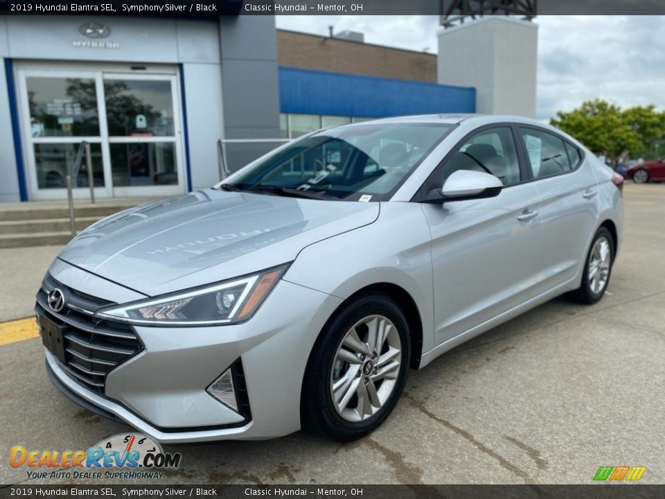 2019 Hyundai Elantra SEL Symphony Silver / Black Photo #1