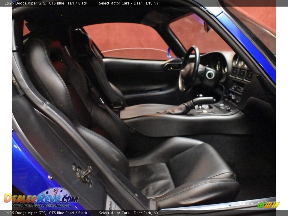 1996 Dodge Viper GTS GTS Blue Pearl / Black Photo #19