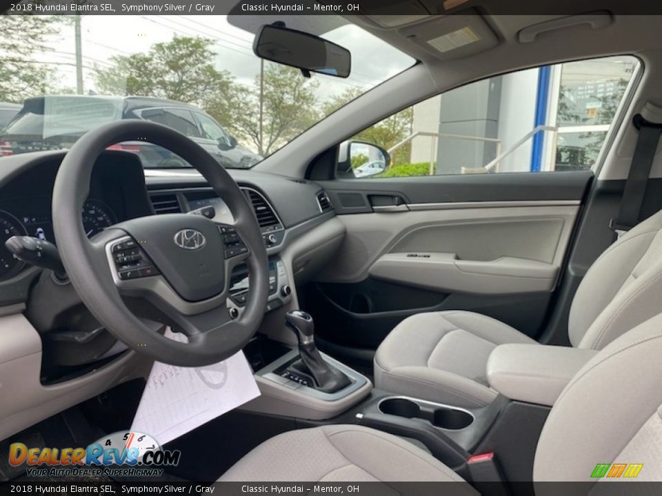 2018 Hyundai Elantra SEL Symphony Silver / Gray Photo #3