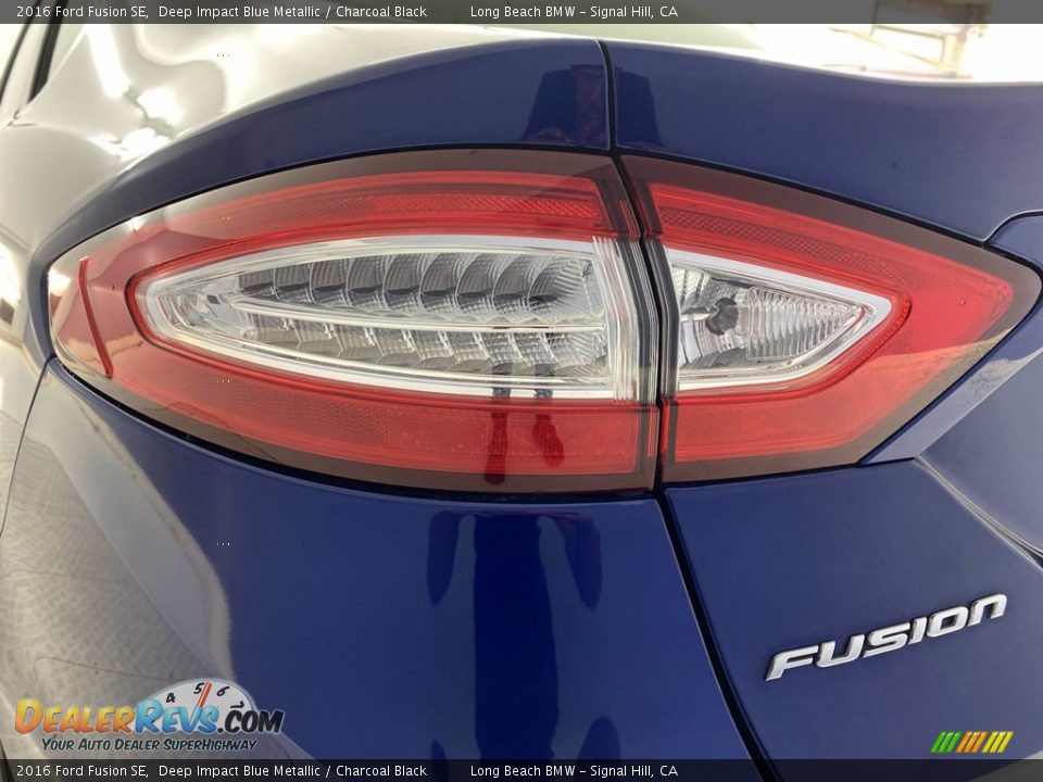 2016 Ford Fusion SE Deep Impact Blue Metallic / Charcoal Black Photo #9