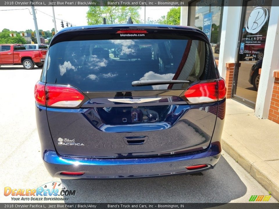 2018 Chrysler Pacifica L Jazz Blue Pearl / Black/Alloy Photo #28