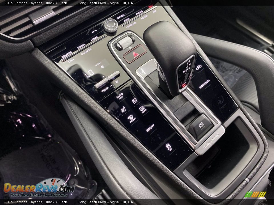 2019 Porsche Cayenne  Shifter Photo #25