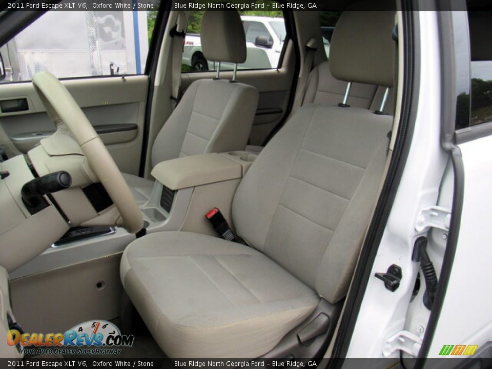 2011 Ford Escape XLT V6 Oxford White / Stone Photo #11