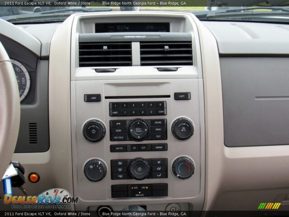 2011 Ford Escape XLT V6 Oxford White / Stone Photo #18