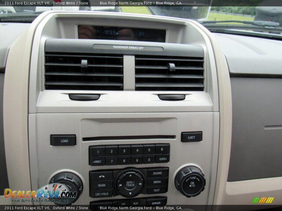 2011 Ford Escape XLT V6 Oxford White / Stone Photo #20