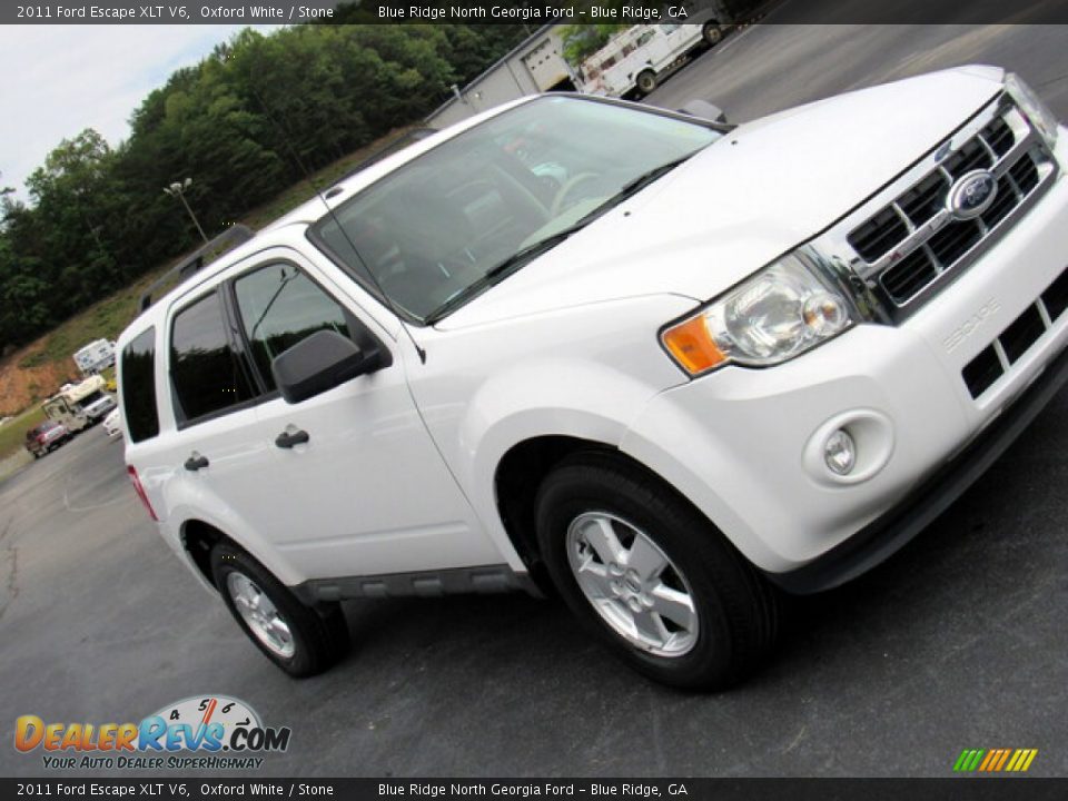 2011 Ford Escape XLT V6 Oxford White / Stone Photo #24