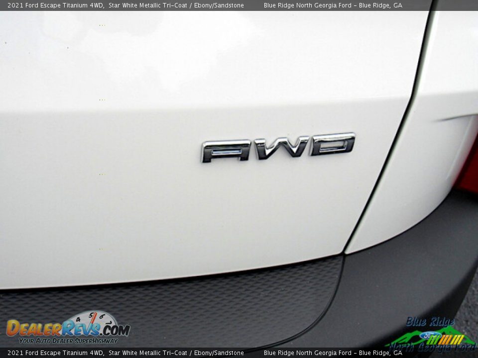 2021 Ford Escape Titanium 4WD Star White Metallic Tri-Coat / Ebony/Sandstone Photo #32