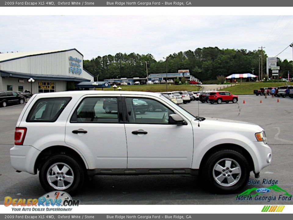 2009 Ford Escape XLS 4WD Oxford White / Stone Photo #6