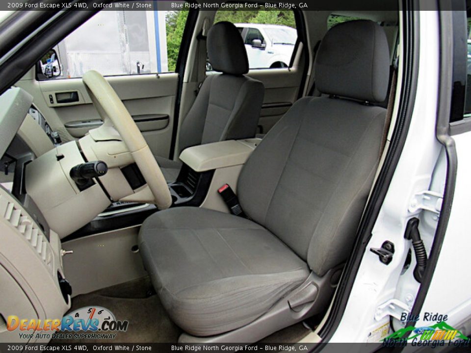 2009 Ford Escape XLS 4WD Oxford White / Stone Photo #10