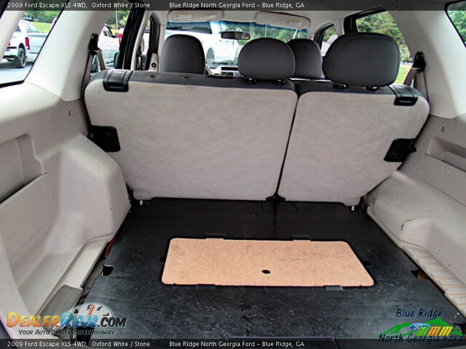 2009 Ford Escape XLS 4WD Oxford White / Stone Photo #13