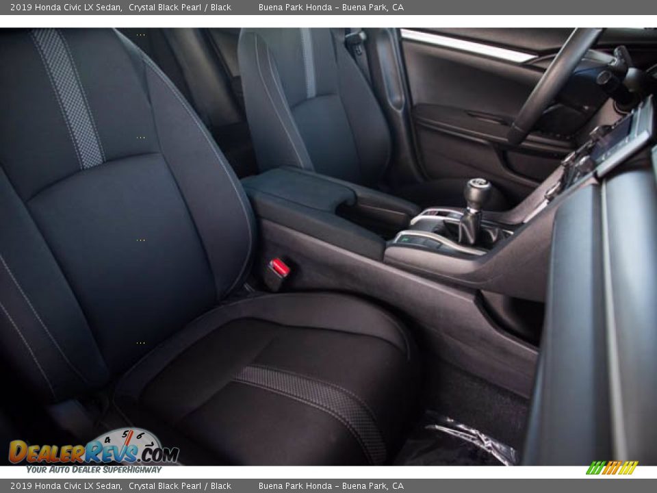 2019 Honda Civic LX Sedan Crystal Black Pearl / Black Photo #24