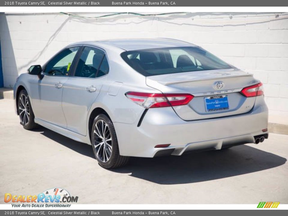 2018 Toyota Camry SE Celestial Silver Metallic / Black Photo #2