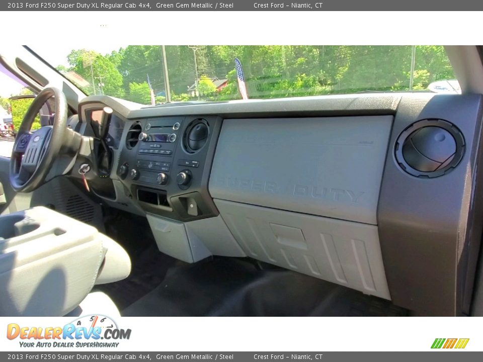 Dashboard of 2013 Ford F250 Super Duty XL Regular Cab 4x4 Photo #19