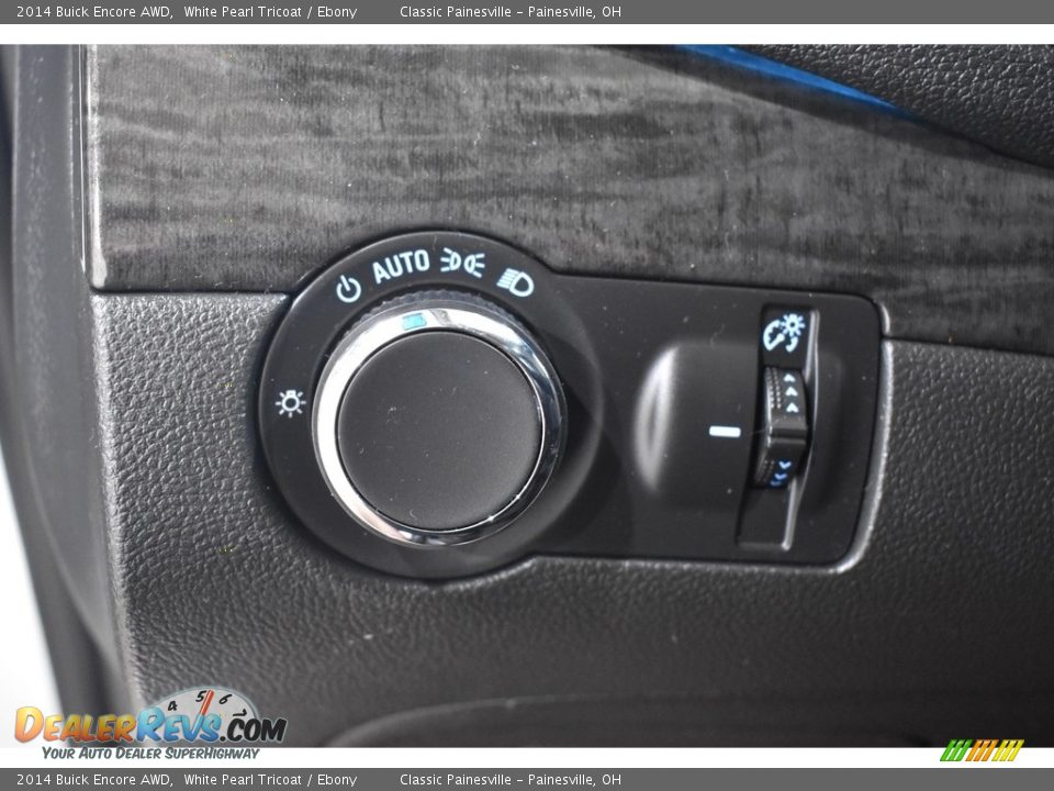 2014 Buick Encore AWD White Pearl Tricoat / Ebony Photo #11