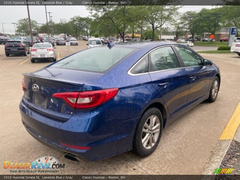 2016 Hyundai Sonata SE Lakeside Blue / Gray Photo #2