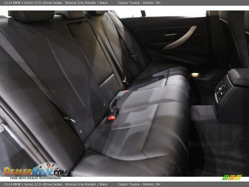 2014 BMW 3 Series 320i xDrive Sedan Mineral Grey Metallic / Black Photo #17