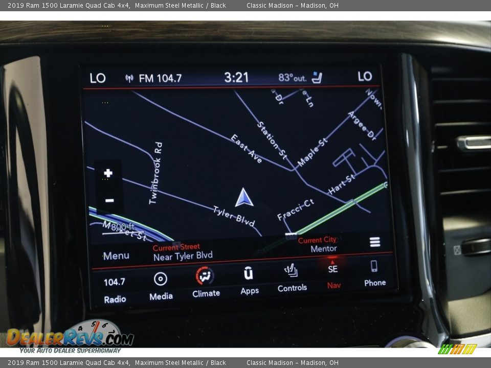 2019 Ram 1500 Laramie Quad Cab 4x4 Maximum Steel Metallic / Black Photo #12