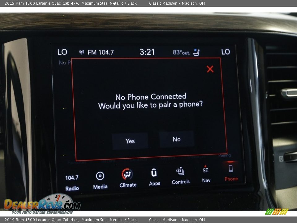 2019 Ram 1500 Laramie Quad Cab 4x4 Maximum Steel Metallic / Black Photo #13