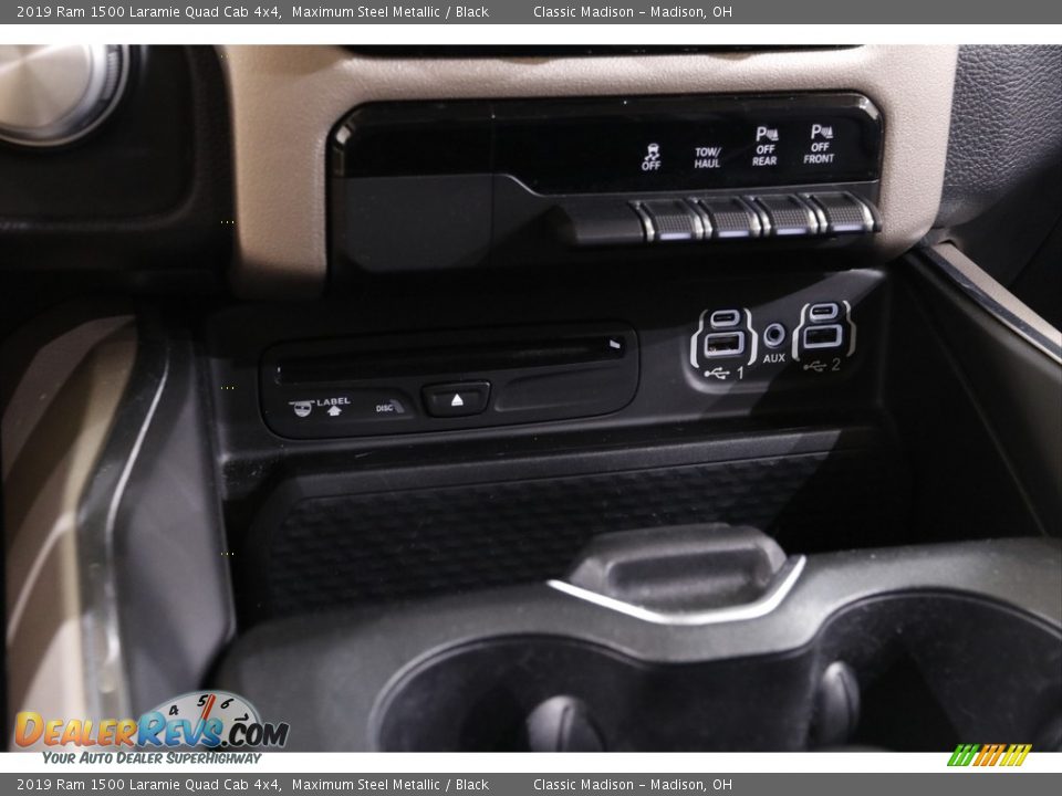 2019 Ram 1500 Laramie Quad Cab 4x4 Maximum Steel Metallic / Black Photo #16